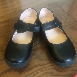 EUC toddler size 9 black dress shoes